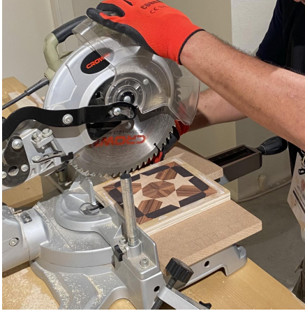 Marquetry: the art of wood veneer Workshop - ورشة فن قشرة الخشب