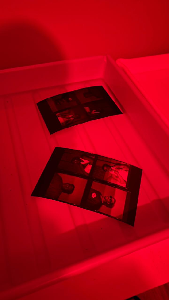 (NEW - FRIDAY) Intro to Black & White Darkroom printing - فن الطباعة الفوتوغرافية بالأبيض والأسود داخل الغرفة المظلمة