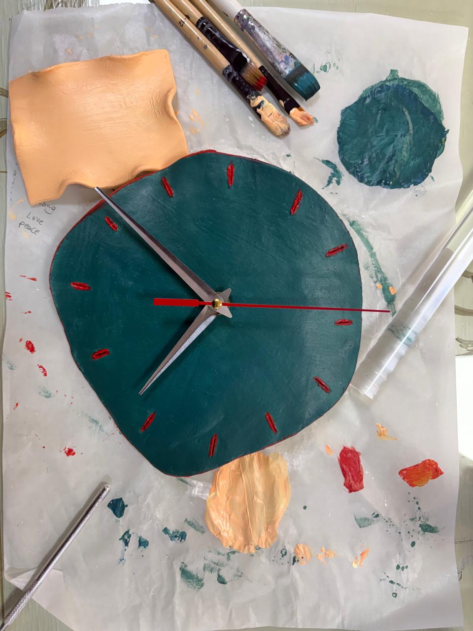 Pause. Create. Reflect: Clay Clock & Forever Letter Workshop I توقّف. اصنع. تأمّل: ورشة الساعة الطينية ورسالة أبدية