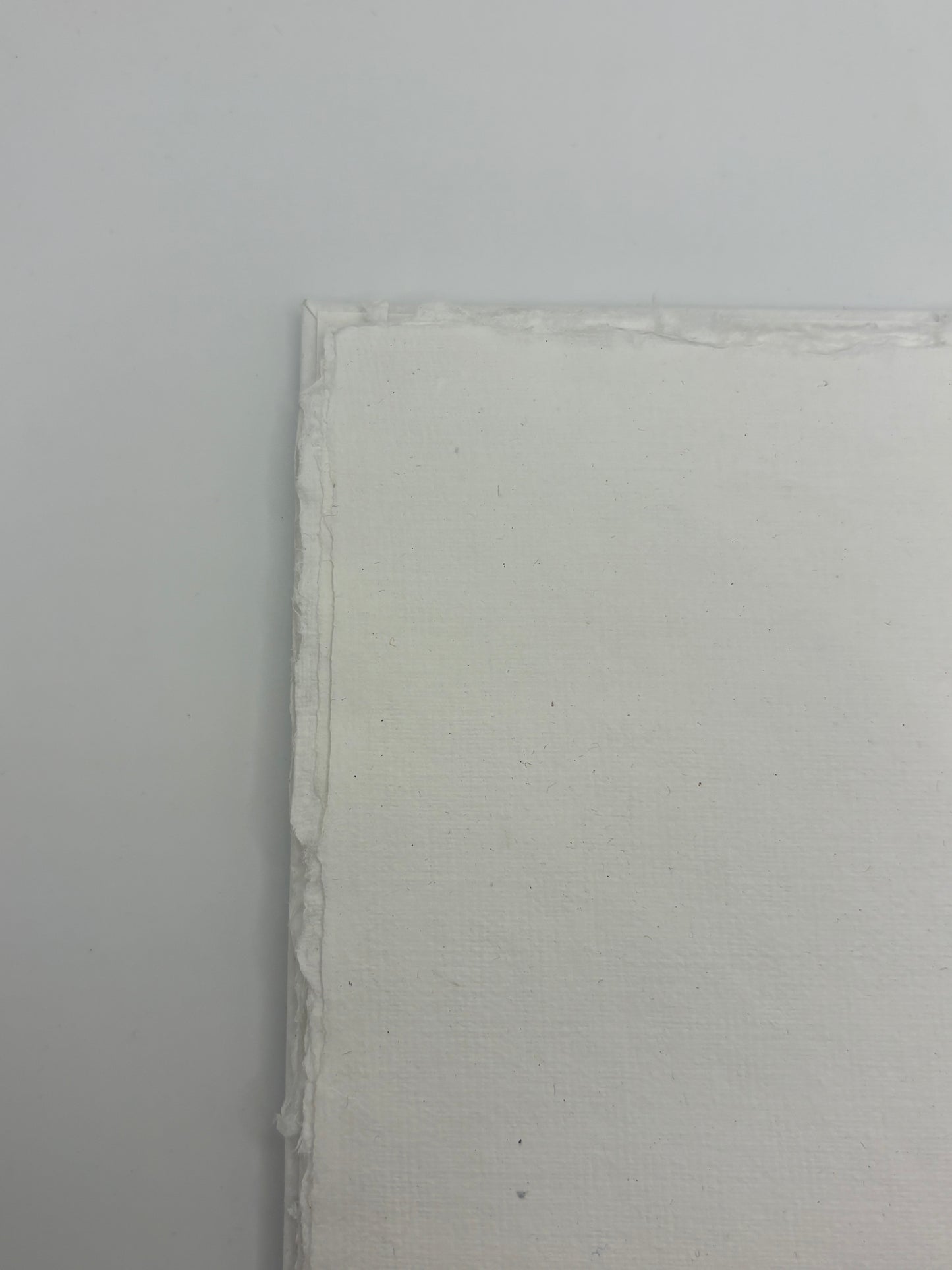 Hand Stitched Notebook Golden Leaf  A4 – دفتر مخيط يدويا الورقة الذهبية