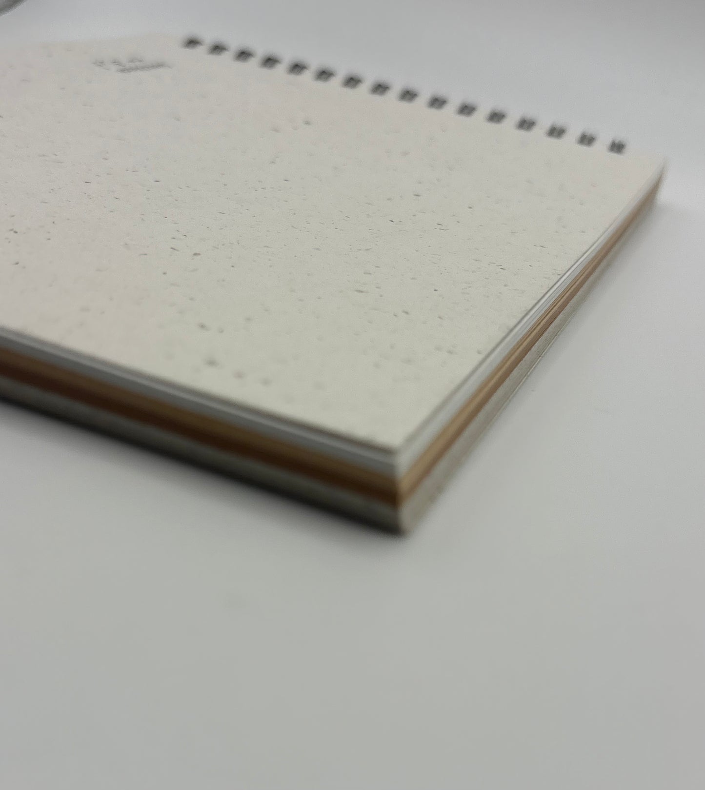 KHAM Natural Paper Sketchbook A5 – كراسة أوراق خام