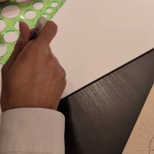 بين التعبير و الهندسة (ورشة الخط العربي)     Geometry & Gesture - A Calligraphy workshop